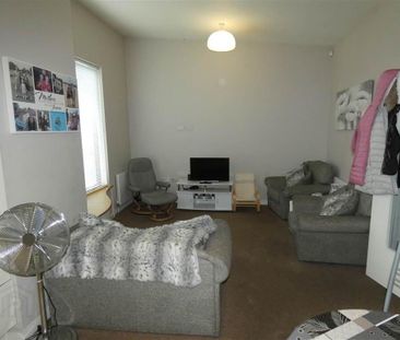 Skainos Square, 301 Skainos Apartments, Newtownards Road, Belfast, BT4 - Photo 1