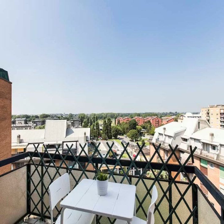 Via dei Mandorli, Cesano Boscone, Lombardy 20090 - Photo 1