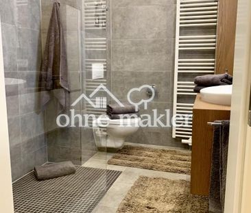 Voll möbliert, suchen Sie das besondere eine helle Wohnung mit Balk... - Photo 1