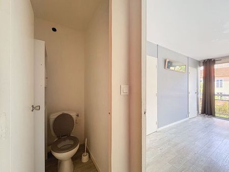 Location Appartement 1 pièce 25m² - Photo 4