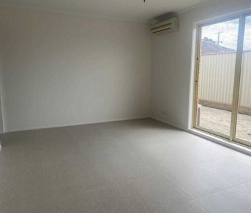 A Beautiful Home! - Photo 4