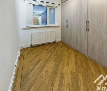 Shadsworth Road, Blackburn - Photo 5