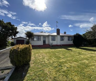 13 Caplen Street, Hawera - Photo 2