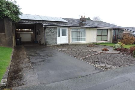 2 bedroom semi-detached bungalow to rent - Photo 3