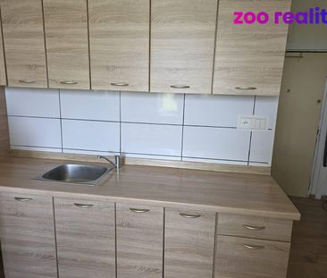Pronájem bytu 1+kk 22 m² - Fotografie 2