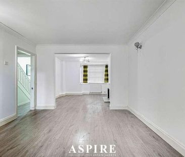 Brookway, Rainham, RM13 - Photo 2