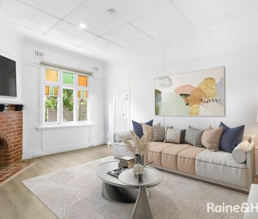 CHARMING FAMILY HOME - Photo 1