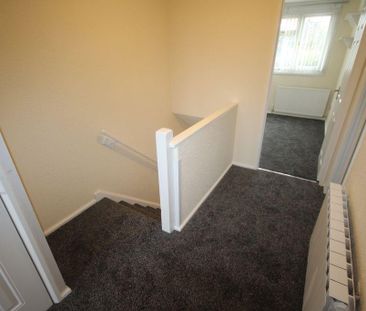 3 bedroom terraced house to rent - Photo 2