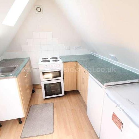 Crowborough Road, Southend On Sea, SS2 - Photo 1