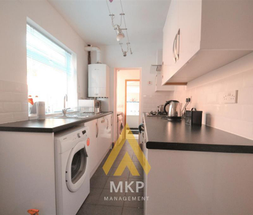 3 bedroom terraced house to rent - Photo 6