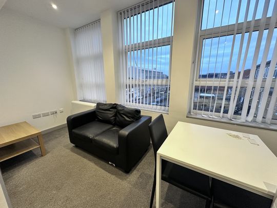 Cleveland Street, Doncaster - Photo 1