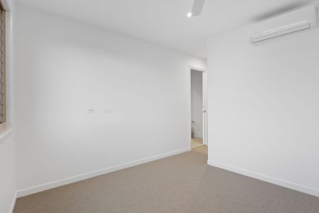 Unit 12/191 Quay Circuit, Newport. - Photo 5