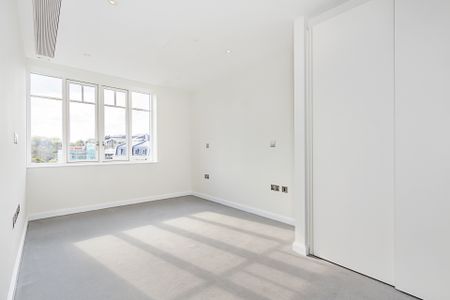 Higham House West, Carnwath Road, Fulham, London, SW6 - Photo 2