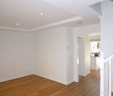 THREE BEDROOM HOME WITH DUCTED HEATING AND EVAPORATIVE COOLING! - Photo 1
