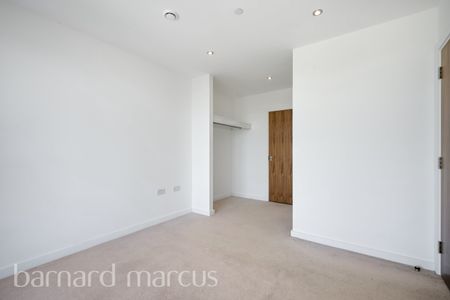 Sutton Court Road, Sutton - Photo 3