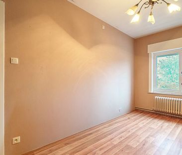 Woning te huur in Tournai voor € 1.000 met 3 slaapkamers - Photo 1
