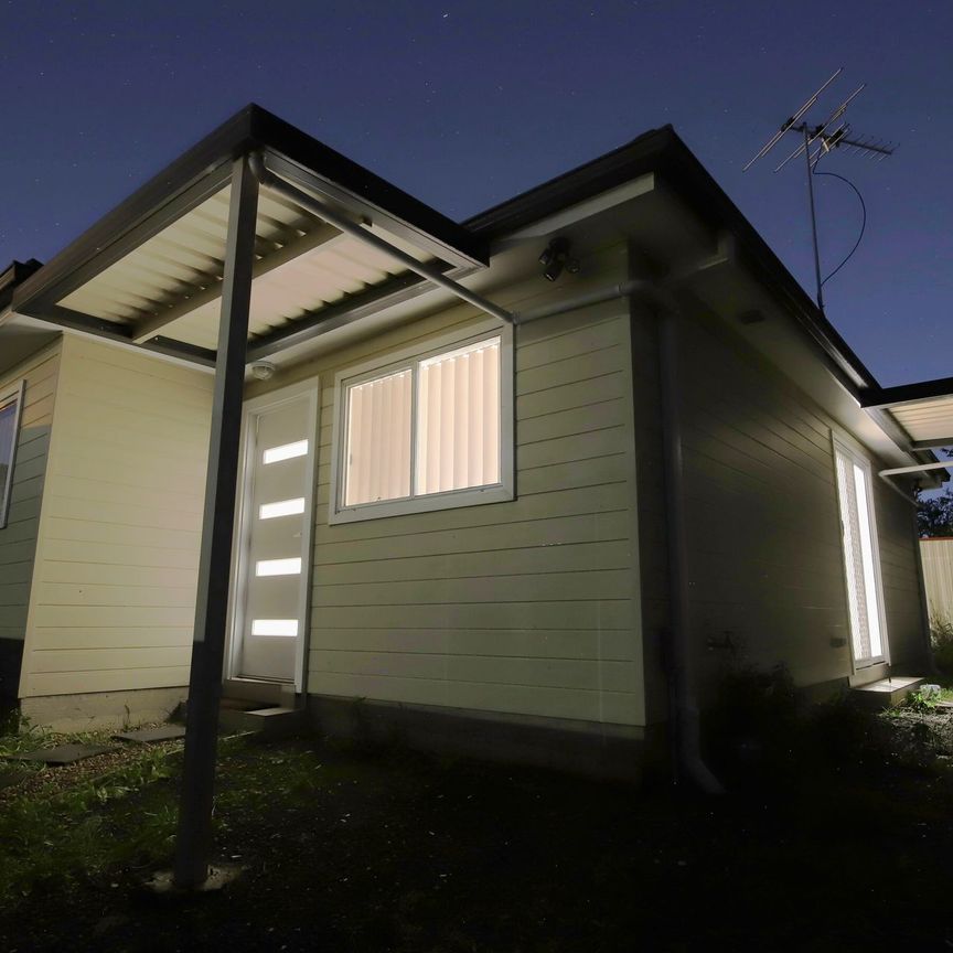 Your Cosy Two Bedroom Granny - Photo 1