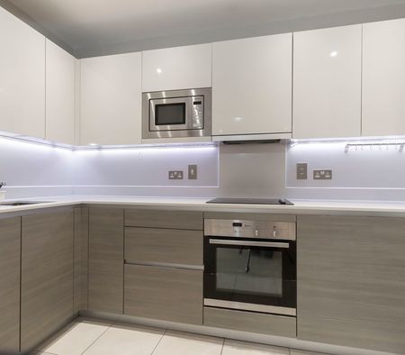 Sandford Court, Humphris Place, GL53 7FA - Photo 4