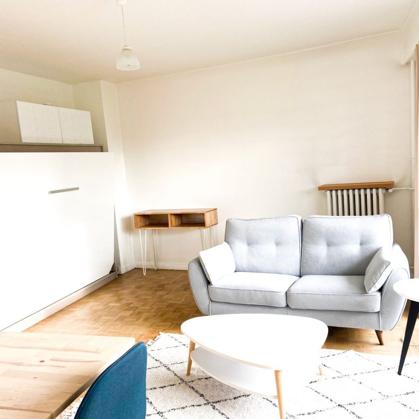 – LOUE – STUDIO BOULOGNE-BILLANCOURT - Photo 1