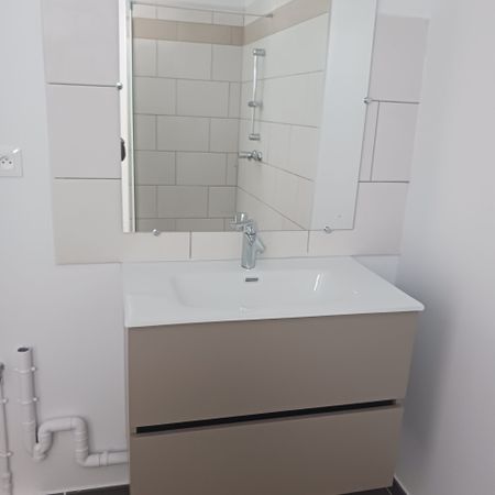 A louer Appartement 3 pièces neuf sur les hauteurs de Saint Pierre de La Réunion - Photo 3