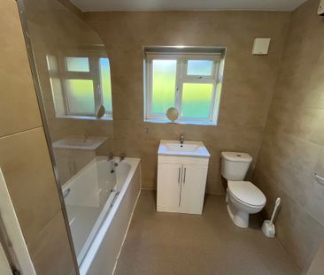 Well Presented 1 Bed Bungalow To Let - Photo 2