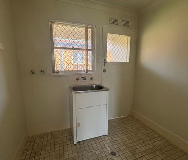 8/6 Bent Street, Tamworth, NSW 2340 - Photo 2