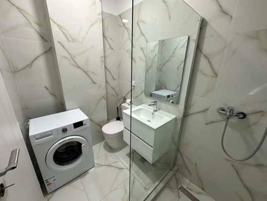 Apartament 2 camere, 50 mp, zona Rafinaria Vega - Fotografie 1