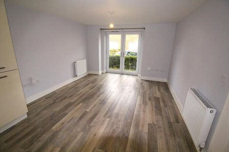 2 bedroom flat to rent - Photo 5