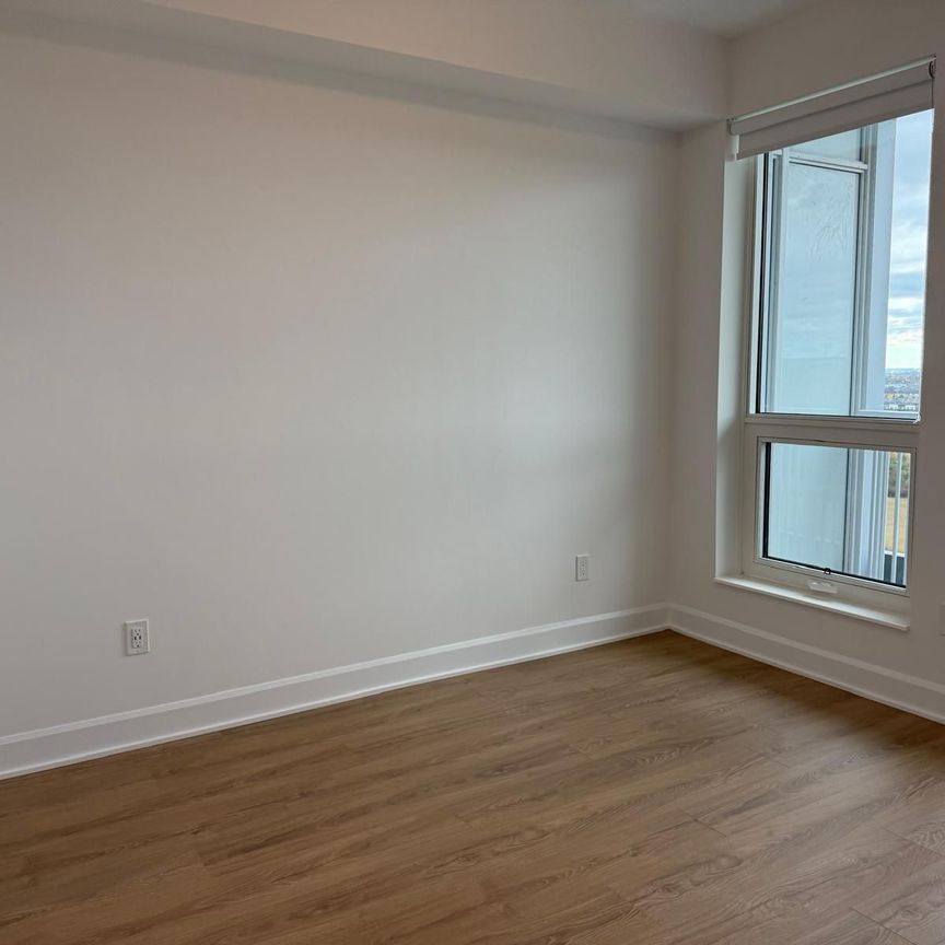 For Lease - 3240 William Coltson Avenue Unit# 1106, Oakville, Ontario - Photo 1