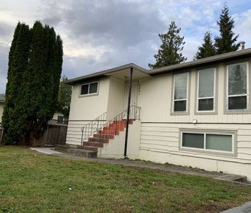 $2400 / 3br - 1200ft2, new renovation house- For rent in Coquitlam - Photo 1