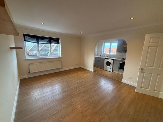 2 bedroom apartment to rent - Photo 1