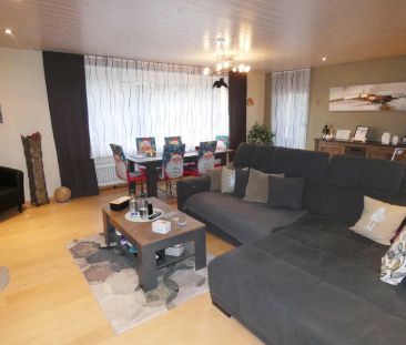 Geräumige 3-Zimmer-Wohnung mit großem Sonnenbalkon im Zweifamilienhaus - Photo 2