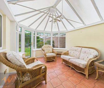 2 bedroom detached bungalow to rent - Photo 4