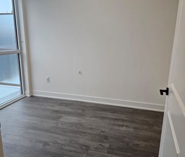 For Lease - 2343 Khalsa Gate Unit# 801, Oakville, Ontario - Photo 1