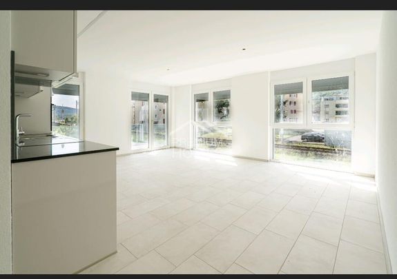 Modern garden apartment to fall in love with! - Photo 1