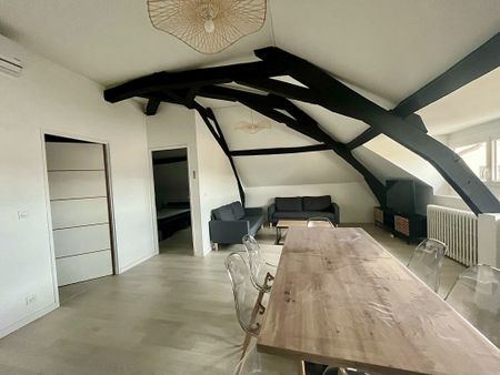 COLOCATION - À LOUER – Appartement T4 meublé de 69 m² - Photo 2