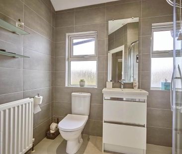 91A Groomsport Road, Bangor, BT20 5NG - Photo 6