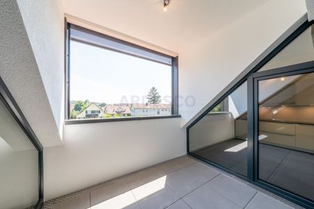 Elegance, comfort and superb condition combined! - Photo 4