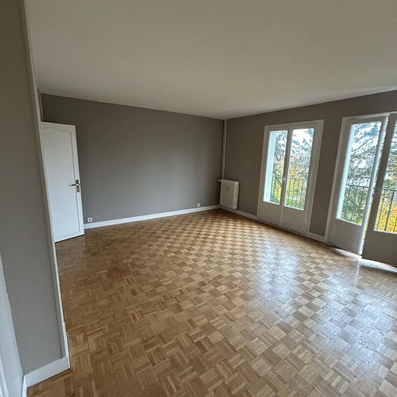 Appartement Compiegne 4 pièce(s) 89.18 m2, - Photo 1