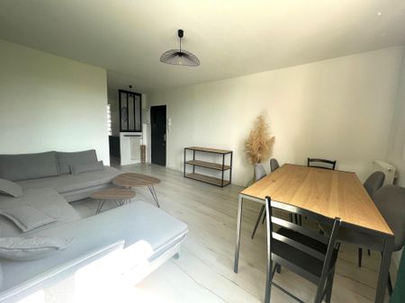 Location Appartement 3 pièces 65m² BOURG LES VALENCE 26500 - Photo 3