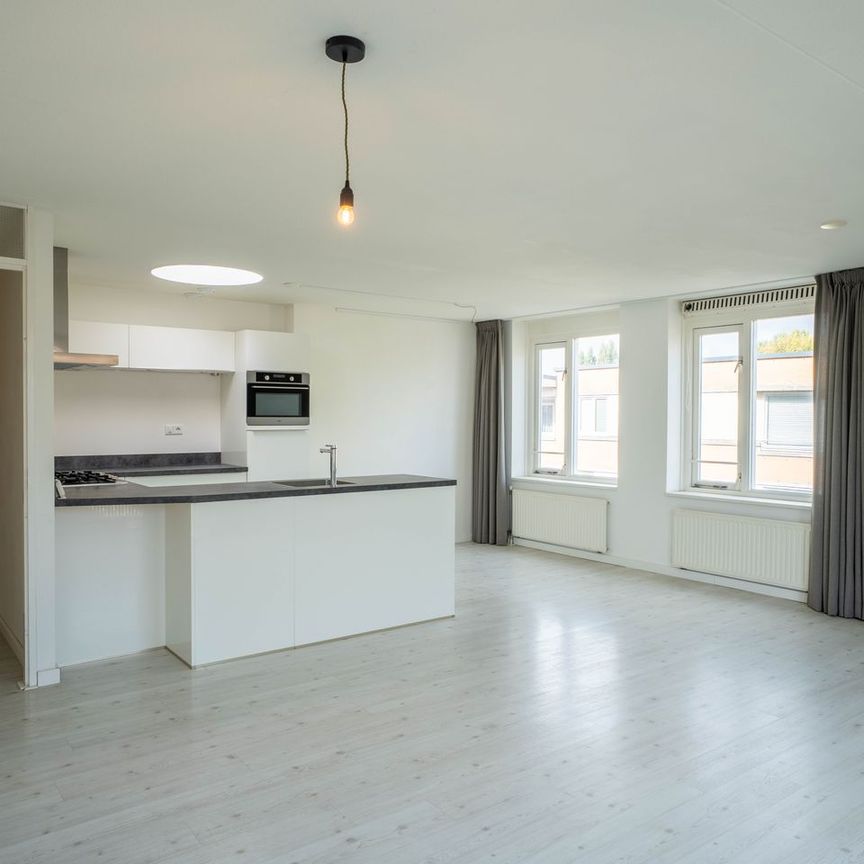 Bataviastraat 46-K, Sumatraplantsoenbuurt, 1095EV, Amsterdam - Foto 1