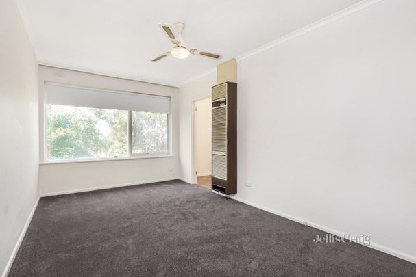6/2 Grandview Grove, Carnegie - Photo 1