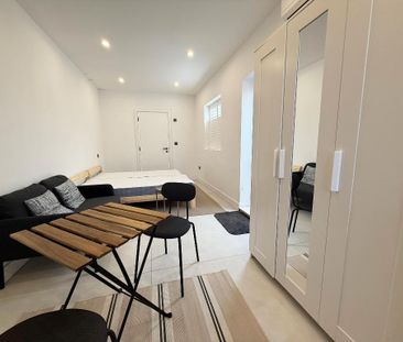 Studio to rent - Photo 1