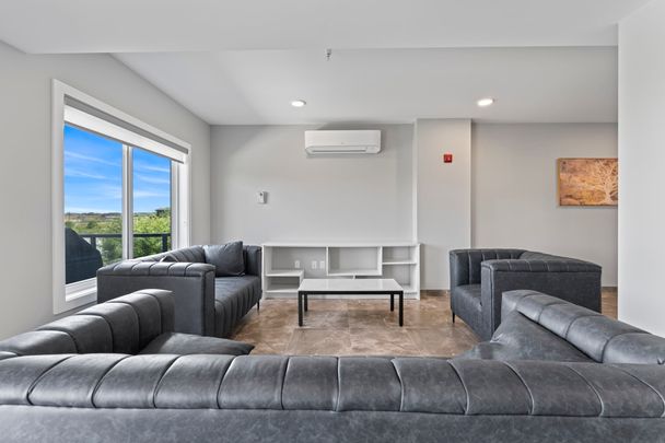 14005 28 Avenue SW, Edmonton, AB, Paisley - Photo 1