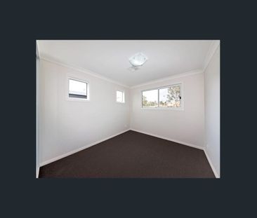 Contemporary Elegance...Low Maintenance Living at its Best! - Photo 3