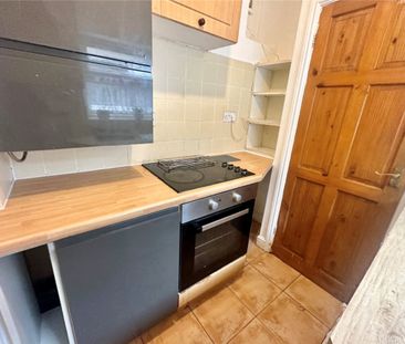 Alfreton Road, Nottingham, Nottinghamshire, NG7 - Photo 4