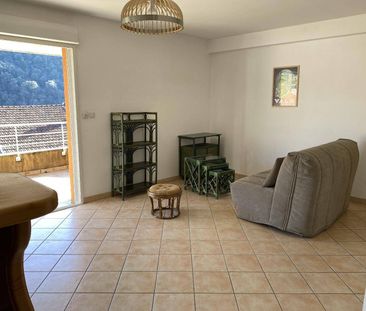Location appartement 2 pièces 52 m² à Vals-les-Bains (07600) 4 - Photo 1