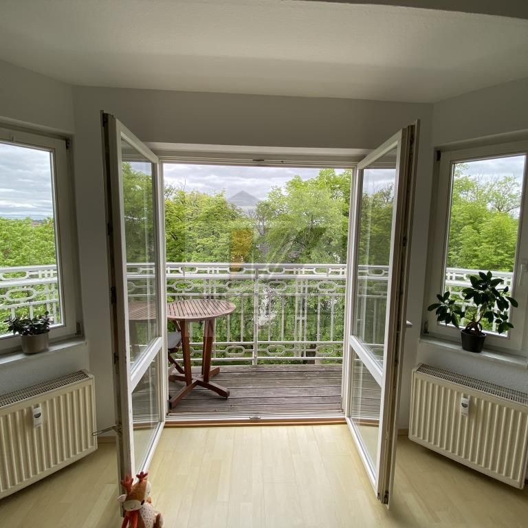 Top-Lage! Tolle 3-Raum Wohnung mit Balkon & Einbauküche* nahe dem Dahliengarten! - Photo 1