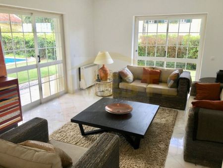 4 room luxury House for rent in Estoril (Estoril), Cascais e Estoril, Cascais, Lisbon - Photo 4