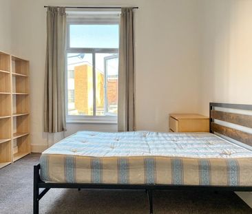 Room in a Shared Flat, Malvern Road, NW6 - Photo 3